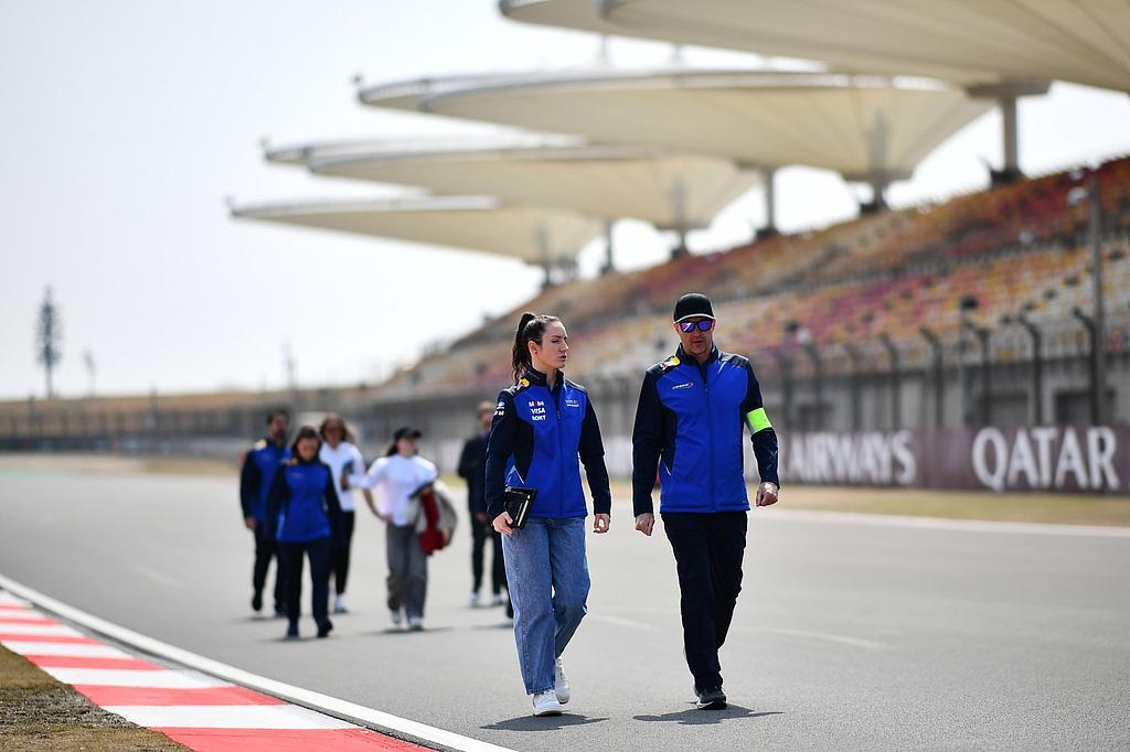 kaiyun-上海进入F1时间,风驰电掣F1中国周推向最高潮